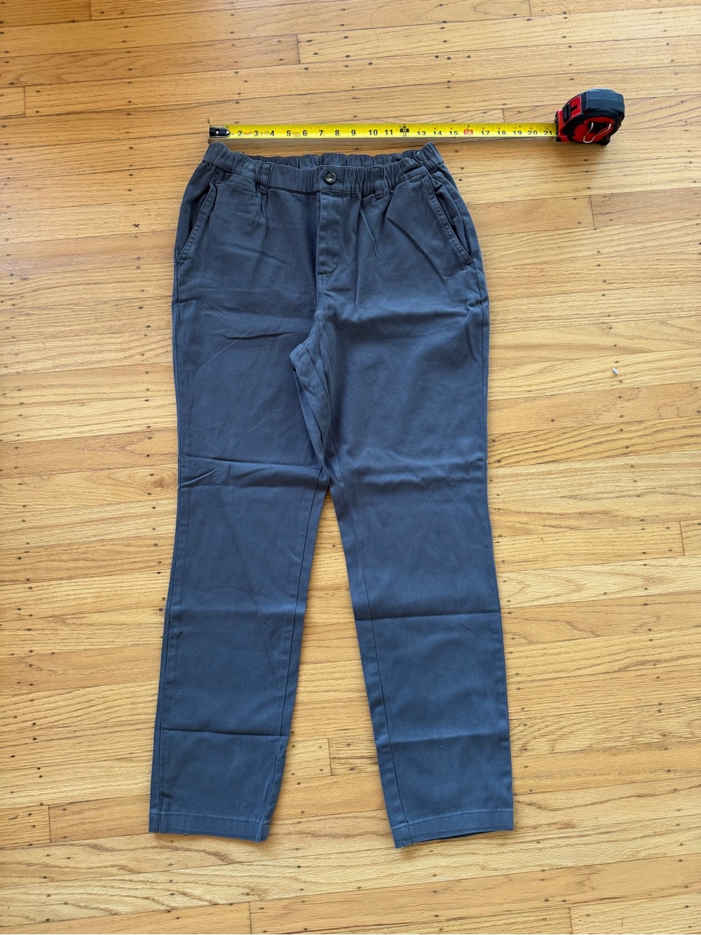 Cove Men's Elastic-Waist Chinos in Dark Gray